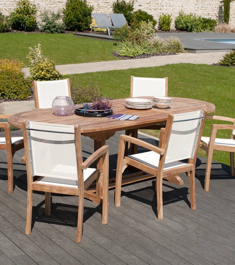 de jardín en madera de teca: mesa oval extensible y 6 sillones respaldo y asiento color marfil